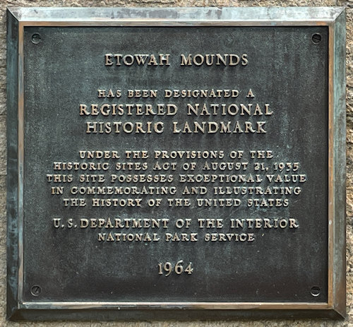 Plaque